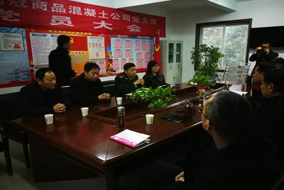 銅官區(qū)區(qū)委常委、人武部到商品混凝土公司開展專項(xiàng)督導(dǎo)工作