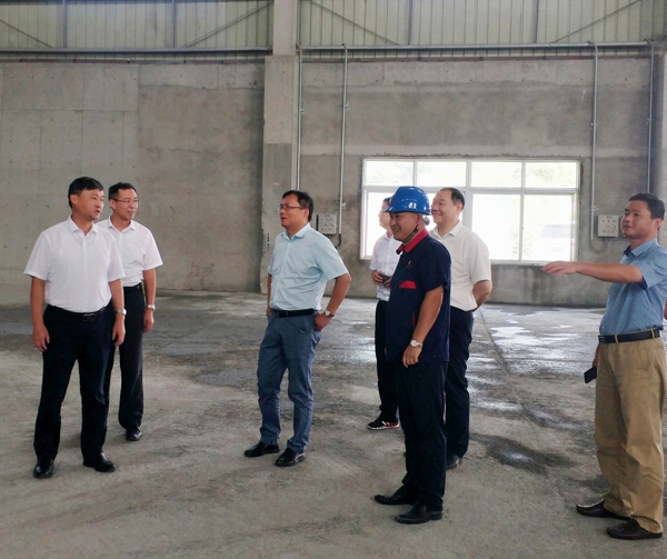 集團(tuán)公司黨委委員、股份公司黨委書記、總經(jīng)理蔣培進(jìn)到矸石項(xiàng)目部調(diào)研 